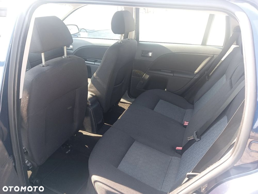 Ford Mondeo 2.0 TDCi Ambiente X - 6
