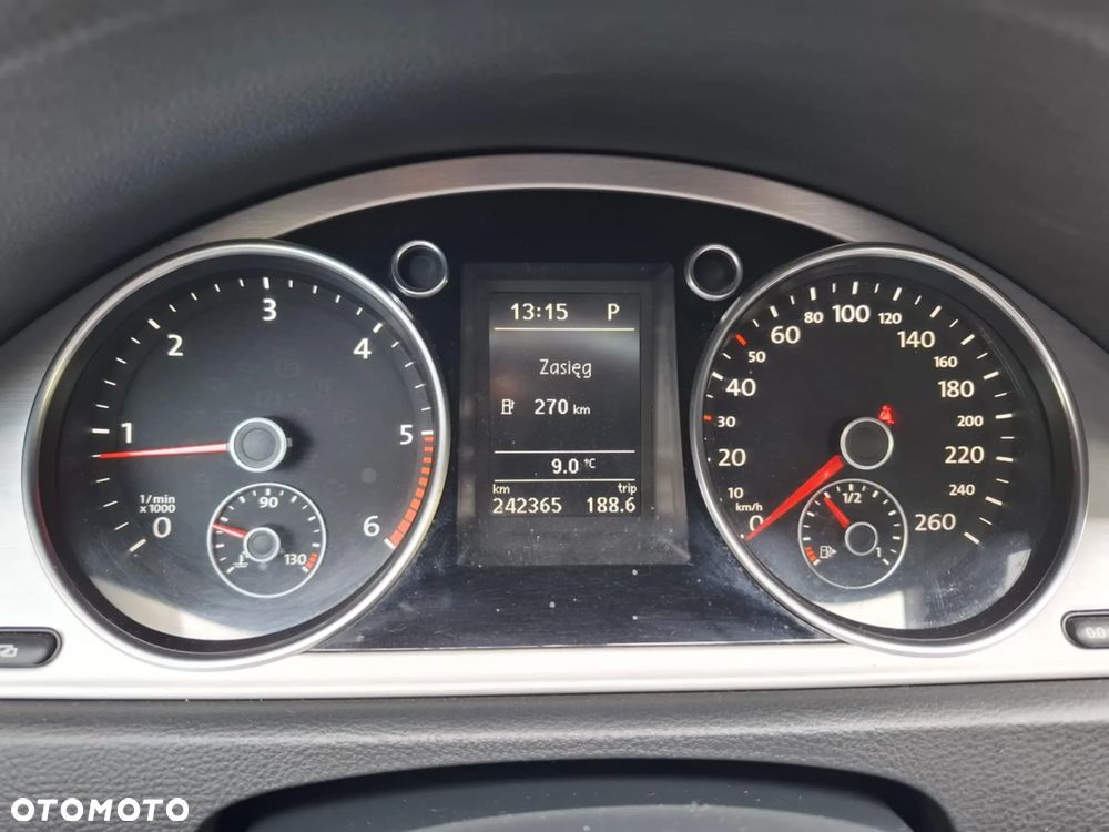 Volkswagen Passat 2.0 TDI 4Mot Highline DSG - 12