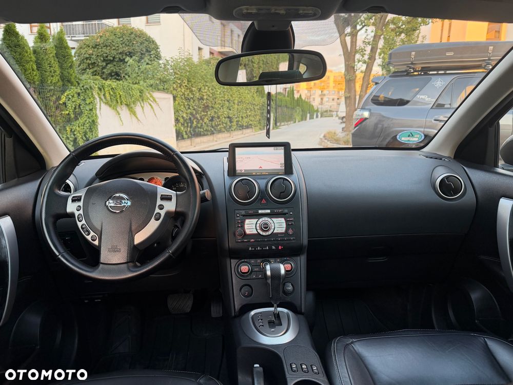 Nissan Qashqai 2.0 Tekna Premium CVT - 24