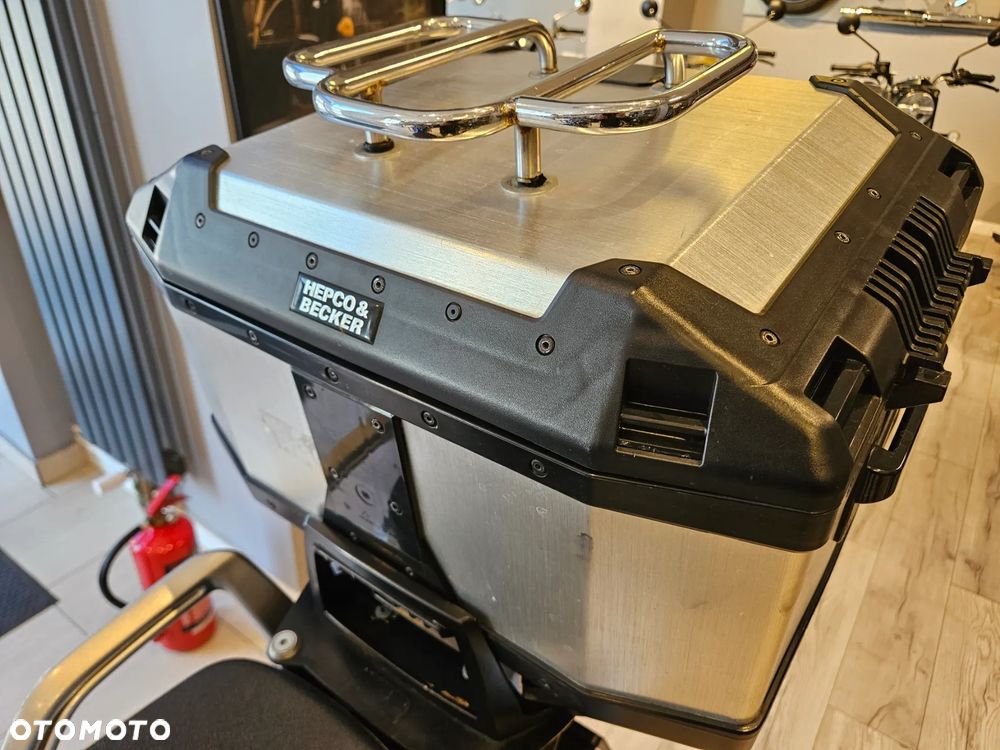 Yamaha Super Tenere - 23