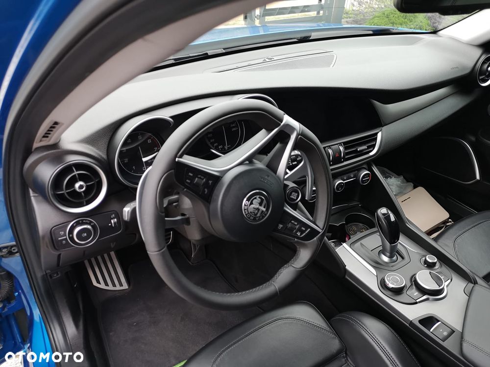 Alfa Romeo Giulia 2.0 Turbo Veloce Q4 - 26