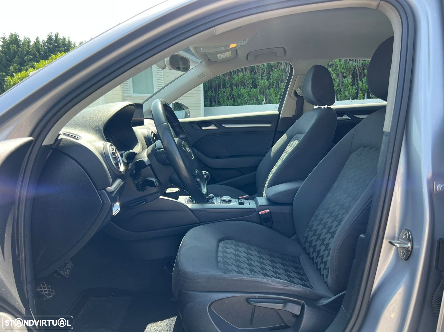 Audi A3 Limousine 1.6 TDI Advance Ultra - 6