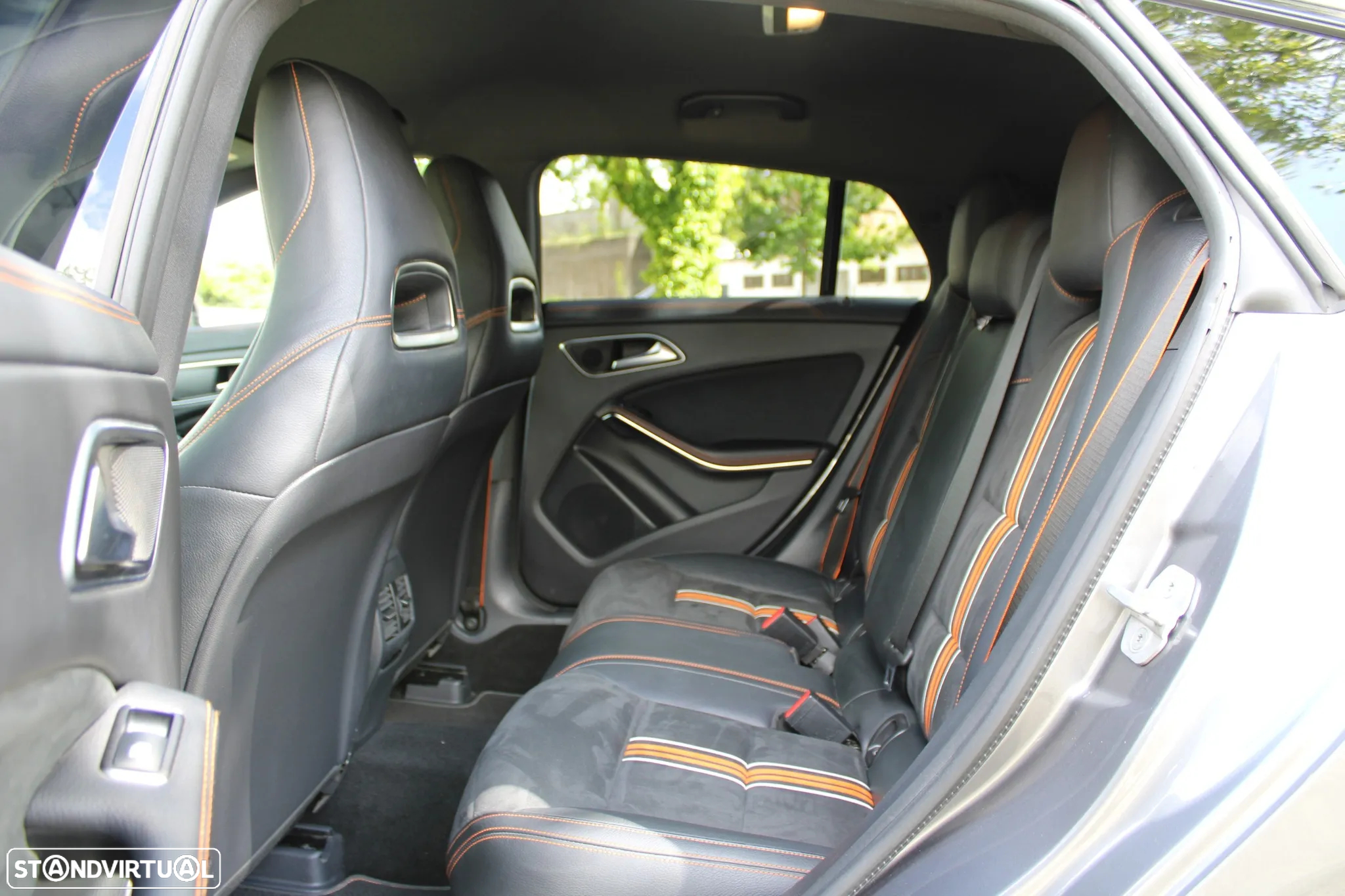 Mercedes-Benz CLA 220 d Shooting Brake AMG Line Aut. - 19