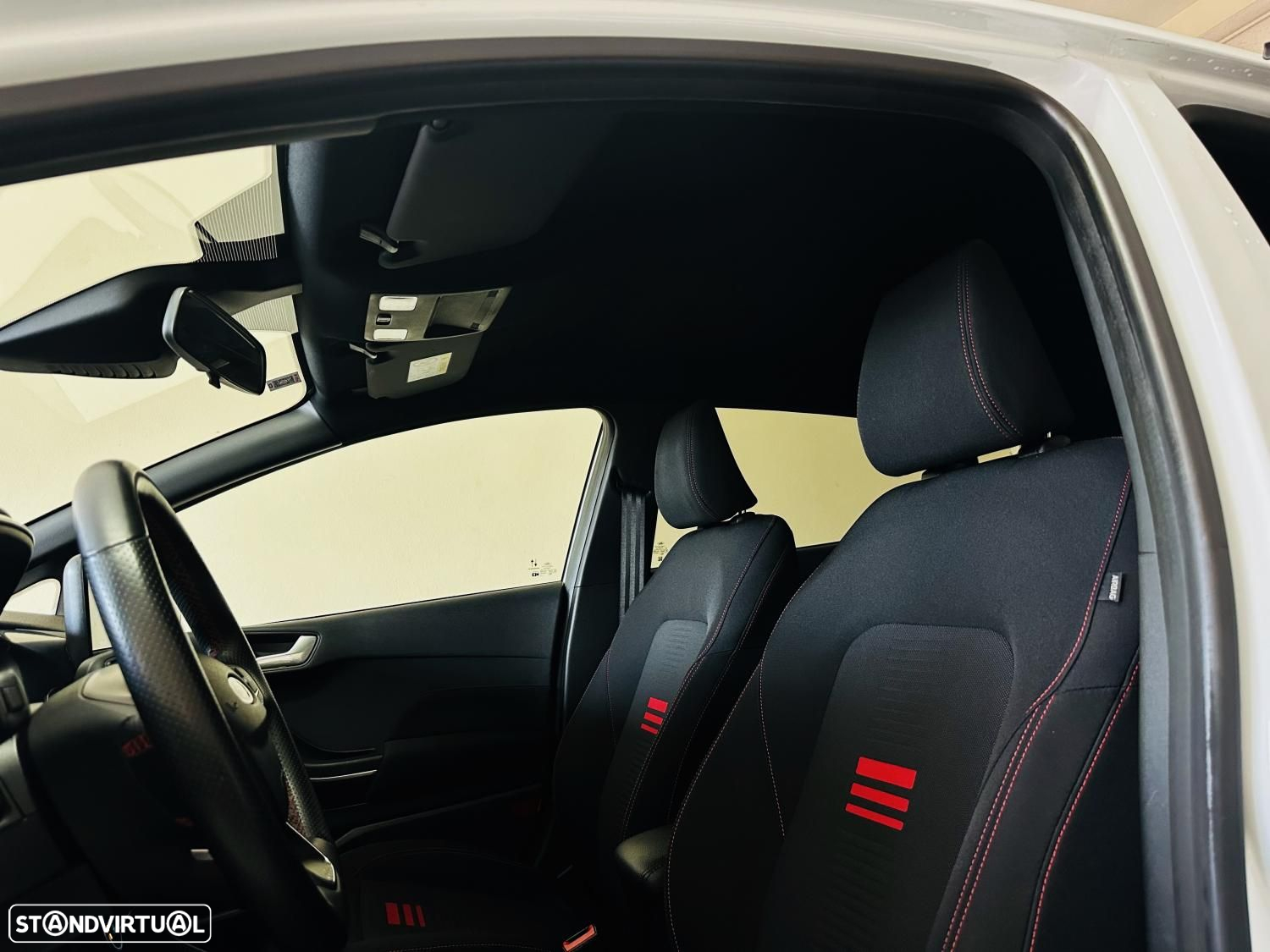 Ford Fiesta 1.0 EcoBoost ST-Line - 23