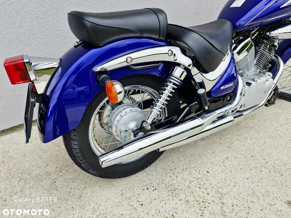 Suzuki Intruder - 31