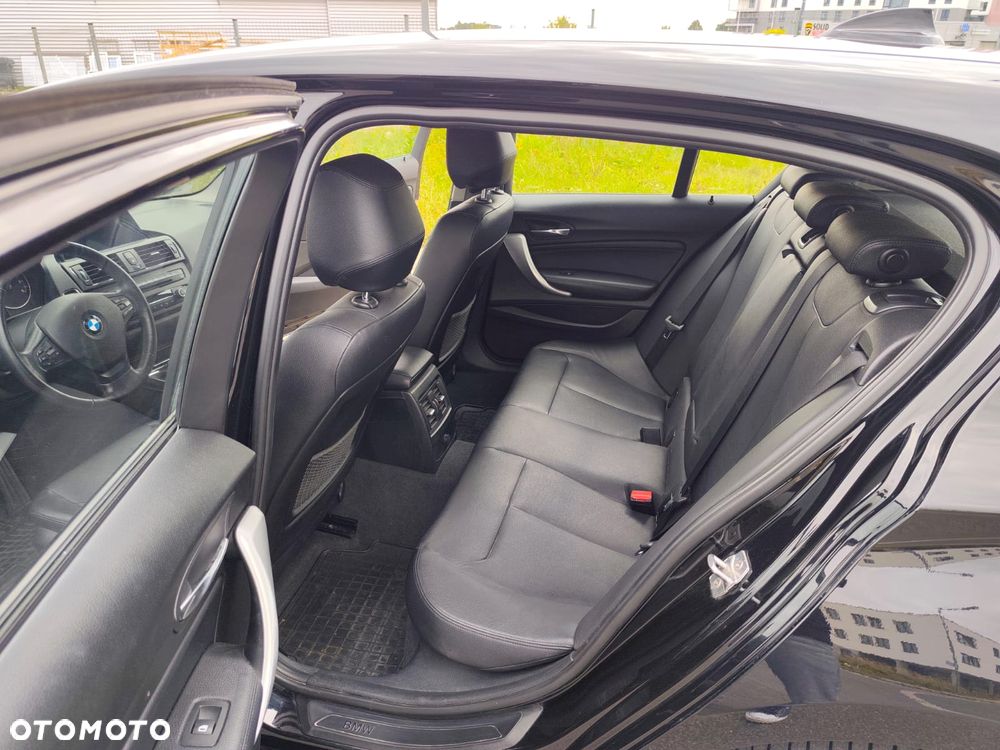 BMW Seria 1 116d - 14