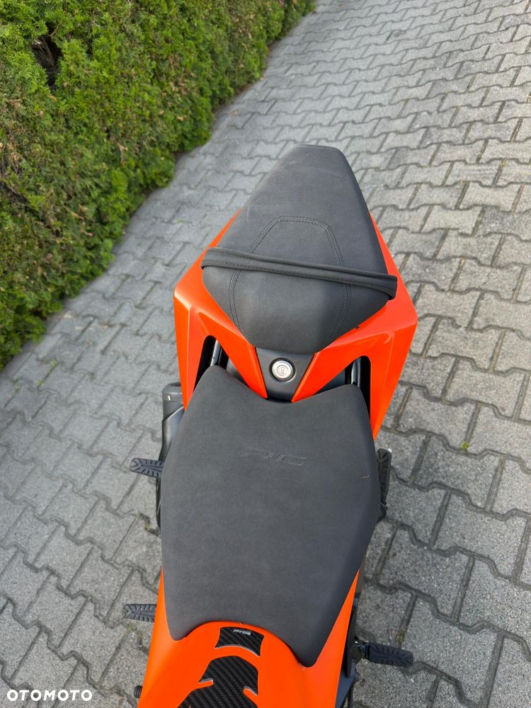 KTM RC 125 - 11