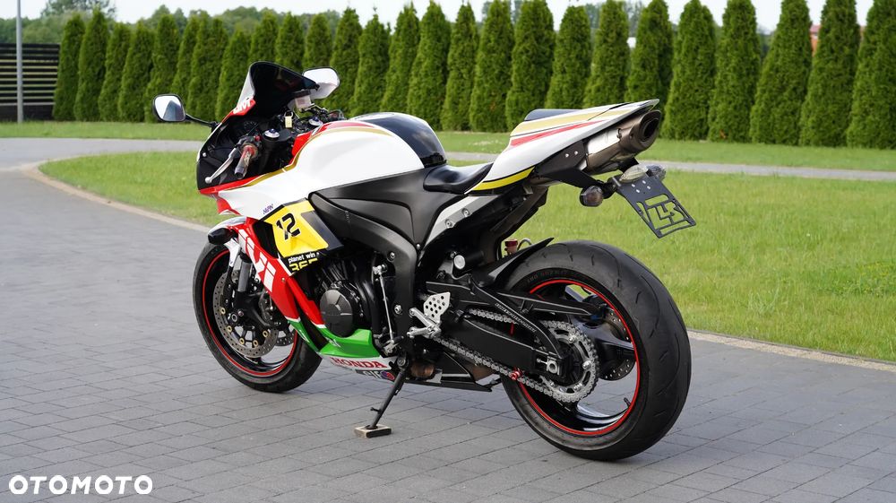 Honda CBR - 4