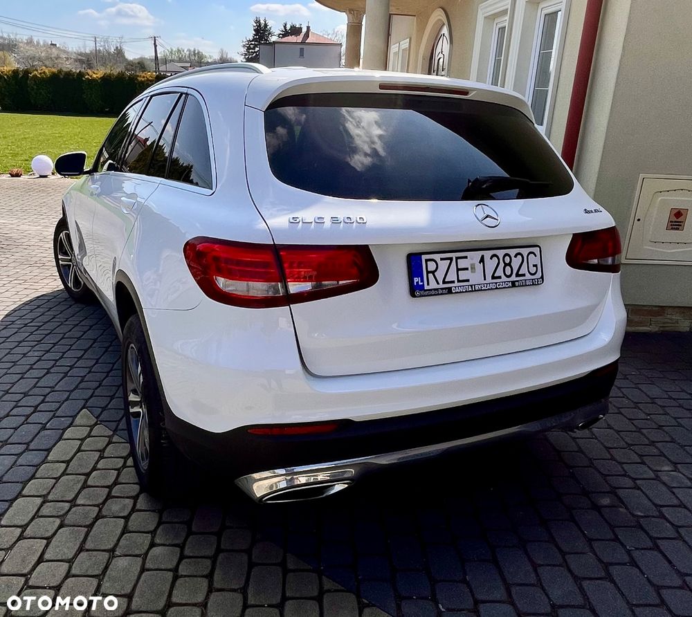 Mercedes-Benz GLC 300 4Matic 9G-TRONIC - 14