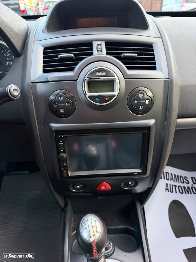 Renault Mégane 1.5 dCi Confort - 26