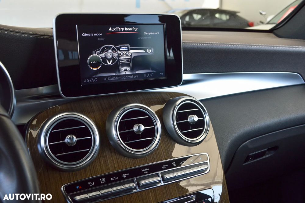 Mercedes-Benz GLC 250 4MATIC 9G-TRONIC Exclusive - 29