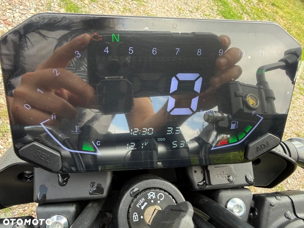 VOGE R125 - 8