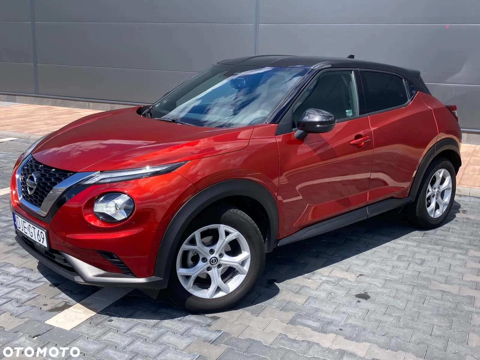 Nissan Juke 1.0 DIG-T N-Connecta - 2