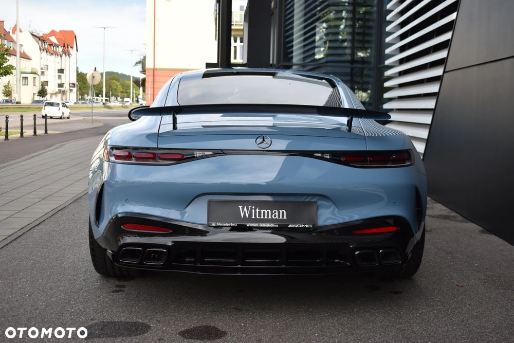 Mercedes-Benz AMG GT 63 4Matic+ - 8