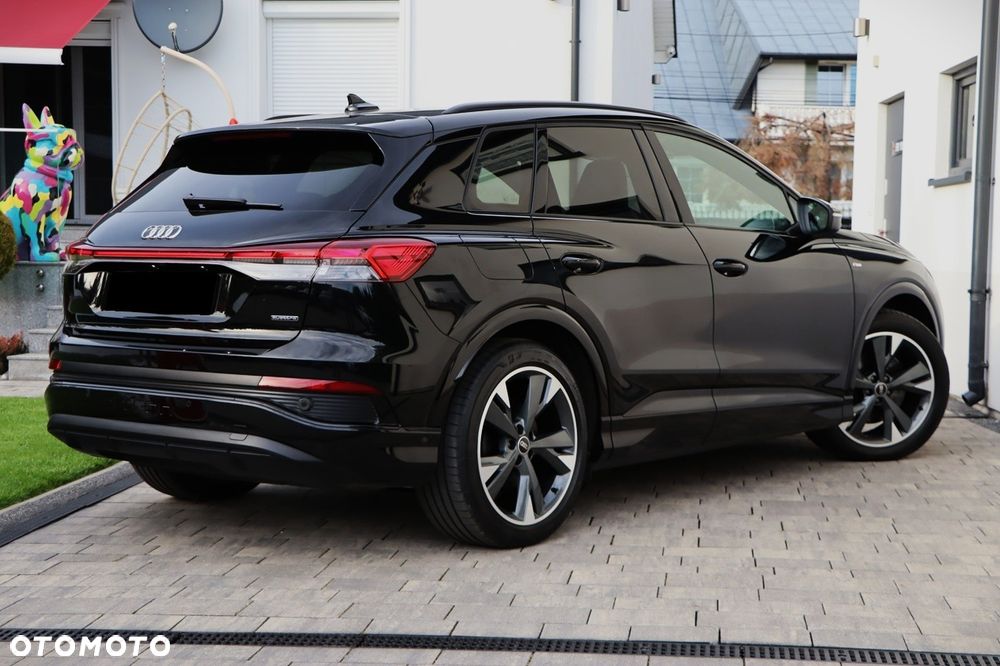 Audi Q4 e-tron - 10