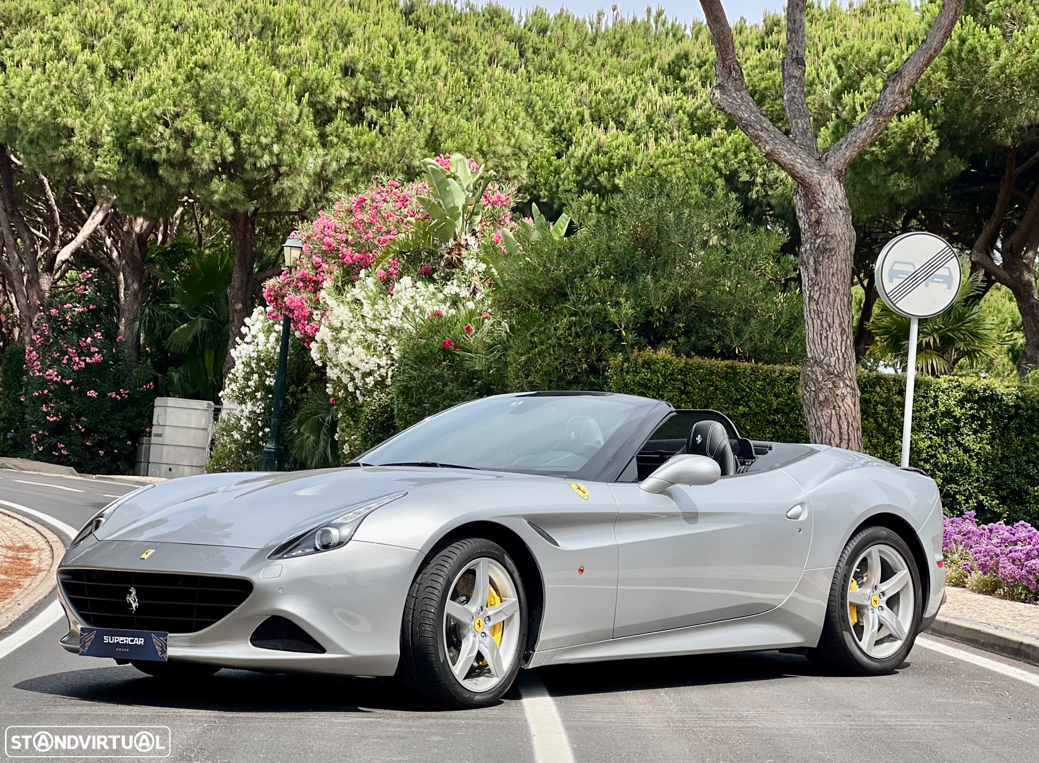 Ferrari California - 34
