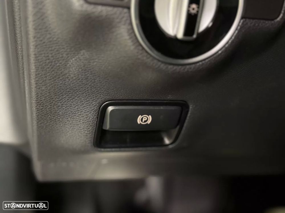 Mercedes-Benz CLA 180 d Urban Aut. - 40