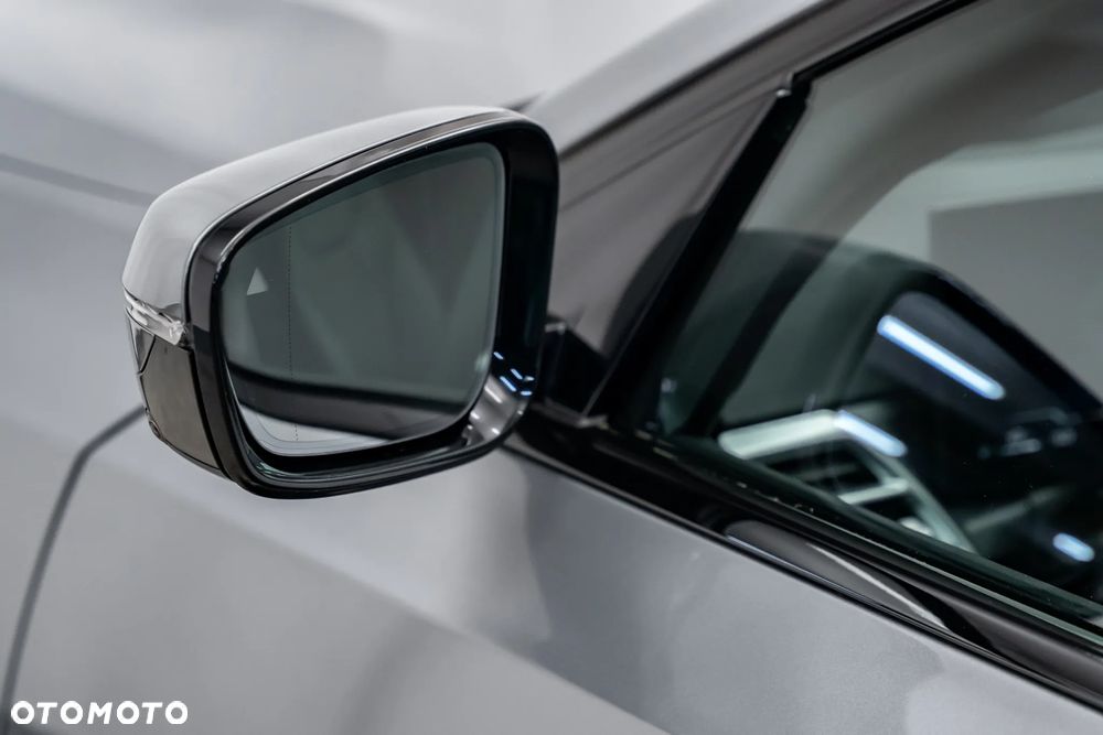 BMW Seria 3 320i M Sport - 5