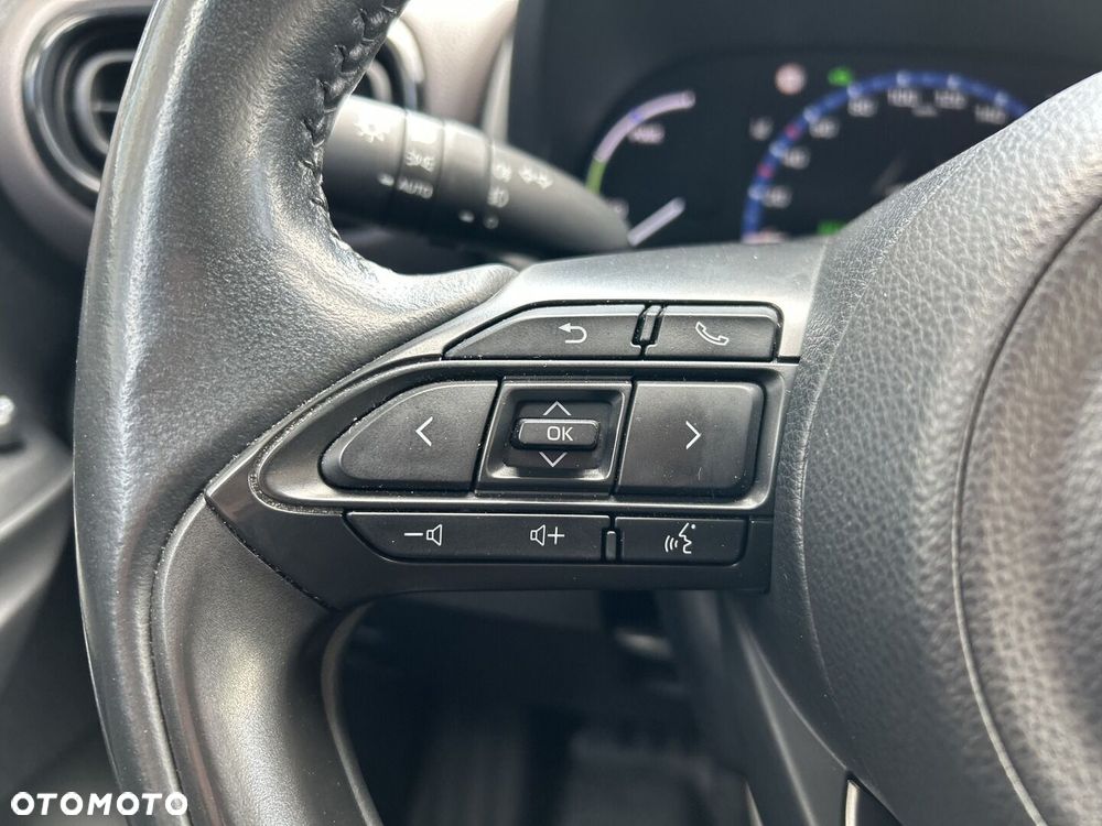 Toyota Yaris Cross Hybrid 1.5 Executive 4x4 - 14