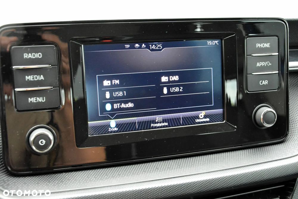 Skoda Fabia 1.0 Active - 24