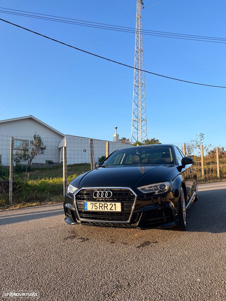 Audi A3 Limousine 1.6 TDI S-line - 2