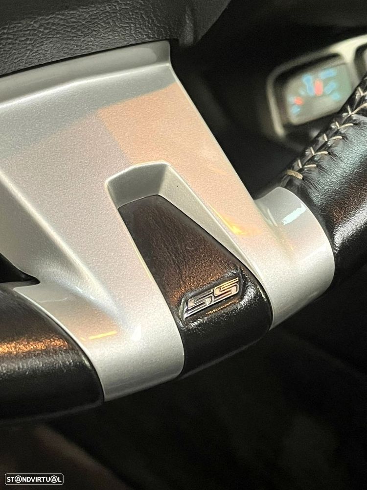 Chevrolet Camaro - 20