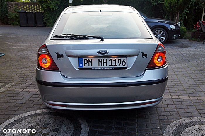 Ford Mondeo 1.8 Ghia - 7