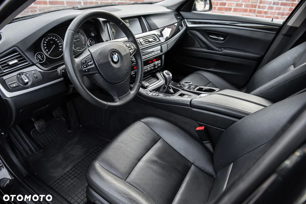 BMW Seria 5 - 15
