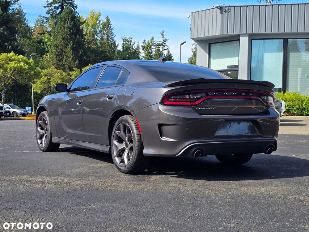 Dodge Charger - 5