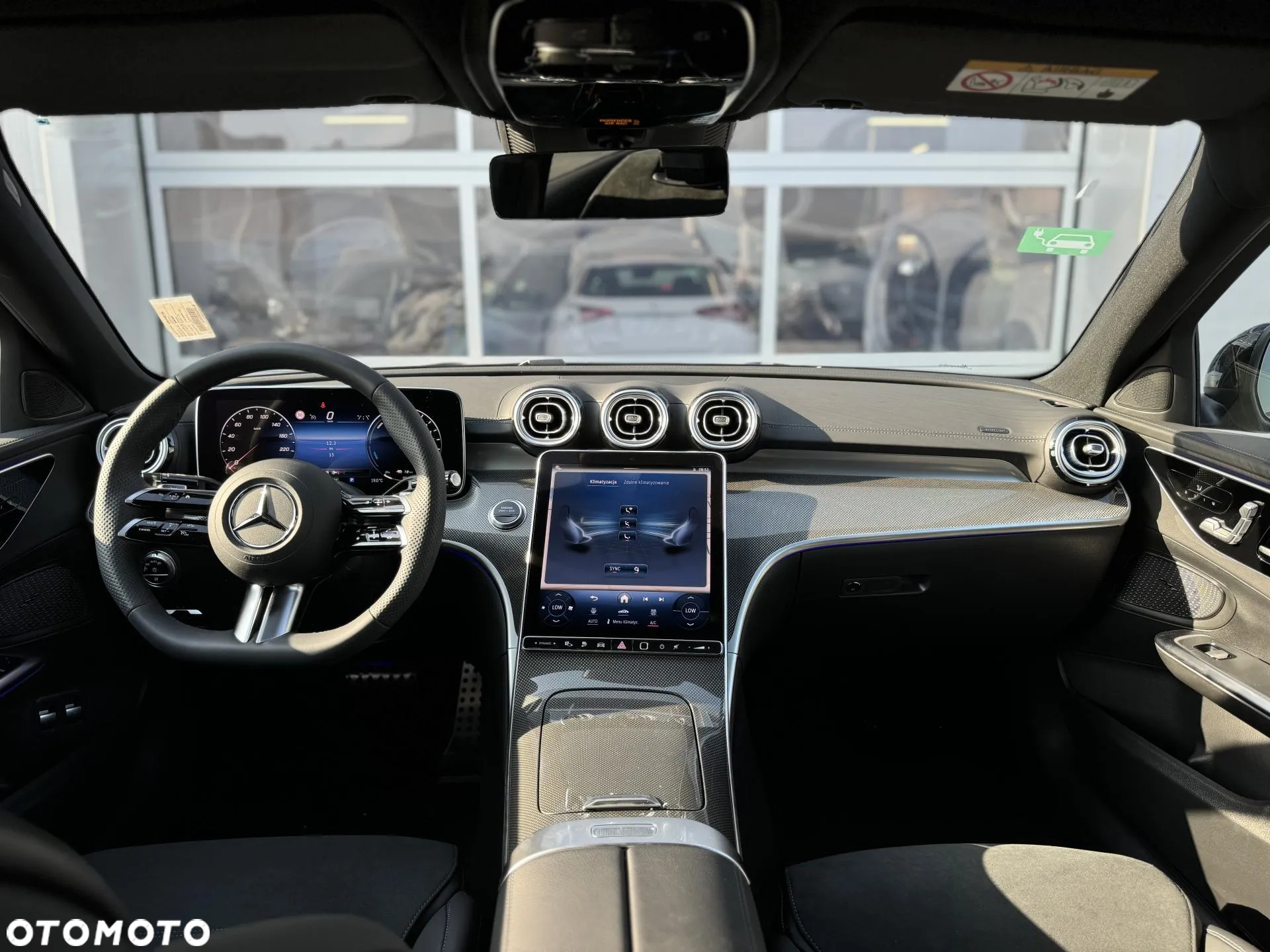 Mercedes-Benz Klasa C 300 e AMG - 15