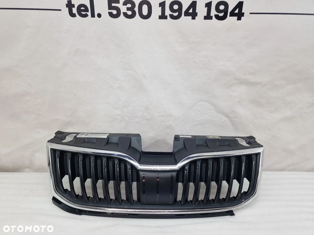 SKODA OCTAVIA 3 III LIFT 16- ATRAPA / GRILL PRZEDNI PRZÓD , NR 5E0853653A , NR AUKCJI GL772 - 1
