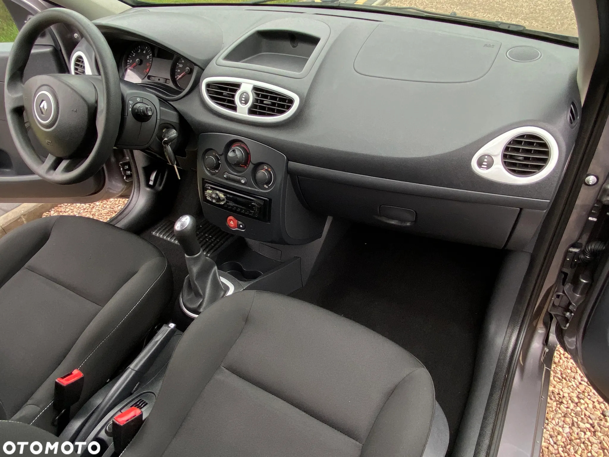 Renault Clio 1.2 16V 75 Dynamique - 34