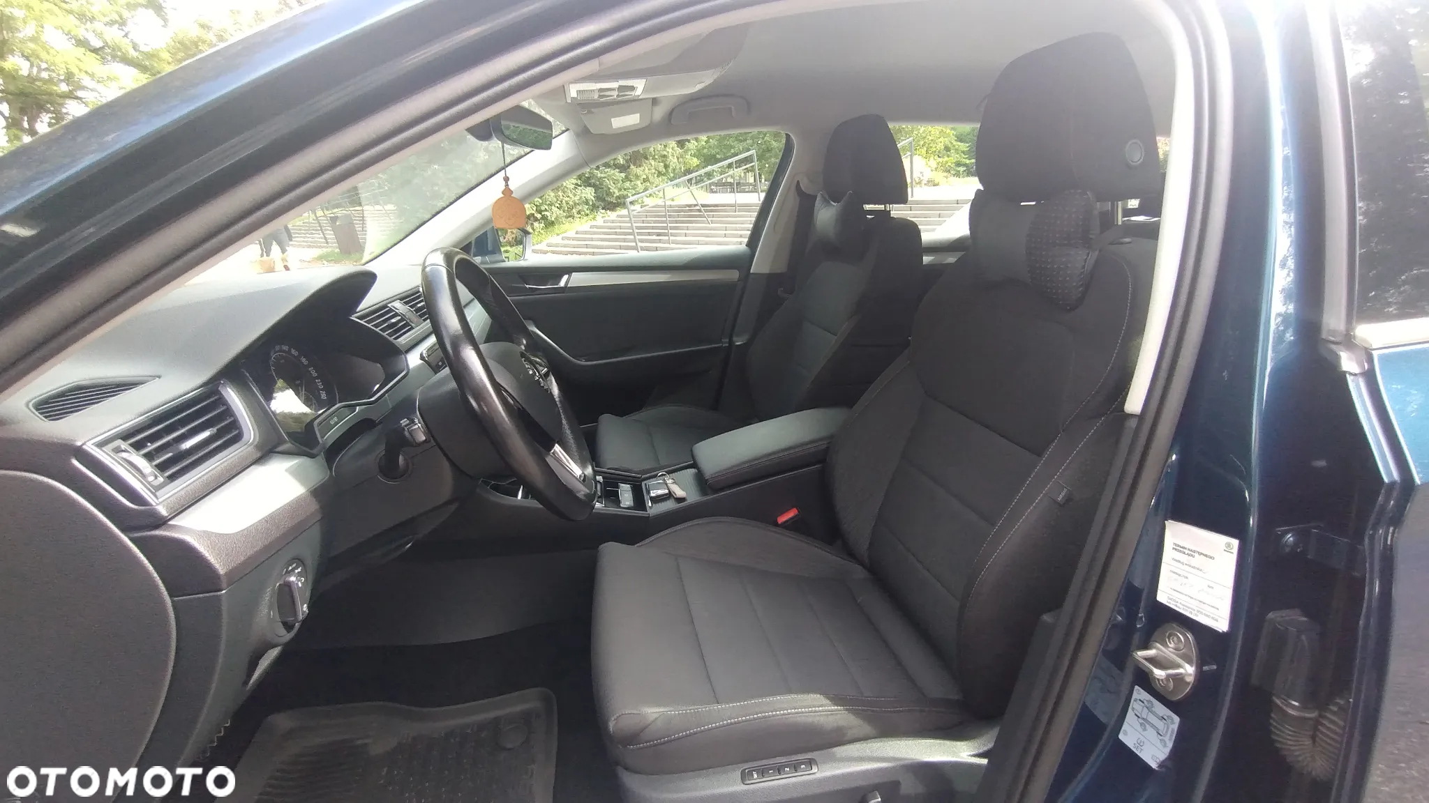Skoda Superb 2.0 TDI Ambition DSG - 8