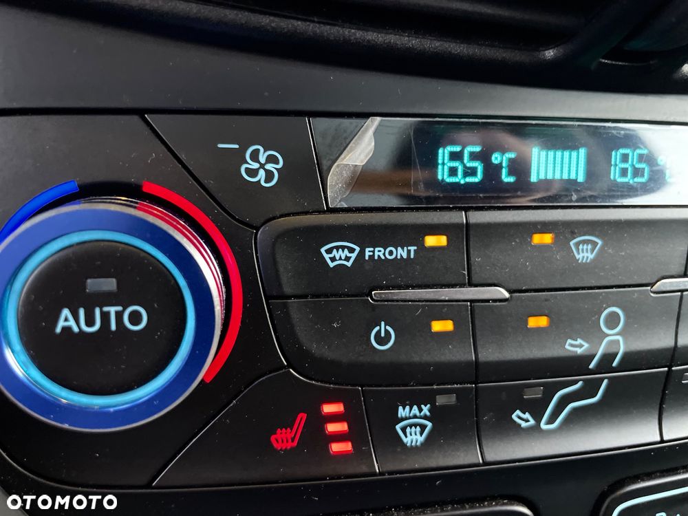 Ford Kuga 2.0 TDCi 4x4 Vignale - 22