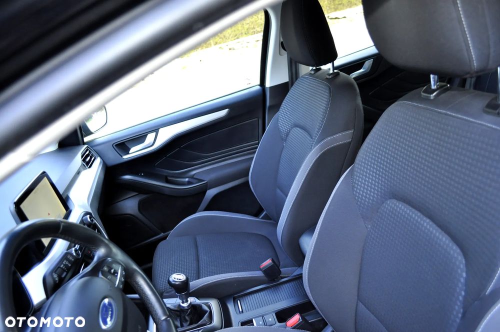 Ford Focus - 21