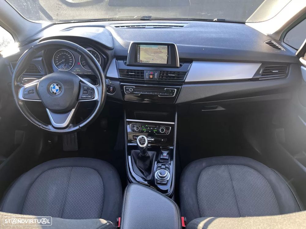 BMW 216 Gran Tourer d Line Sport - 31
