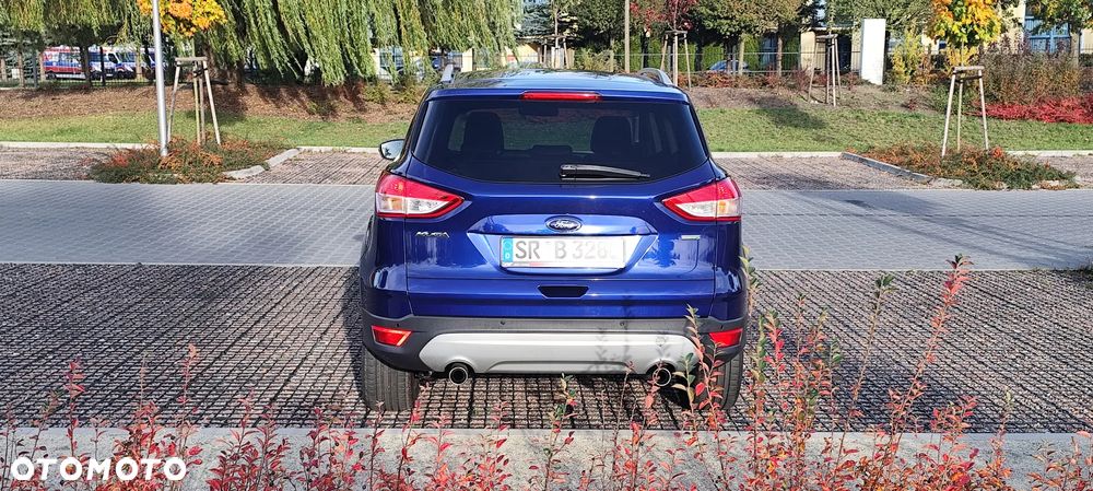 Ford Kuga 1.6 EcoBoost 2x4 Titanium - 6