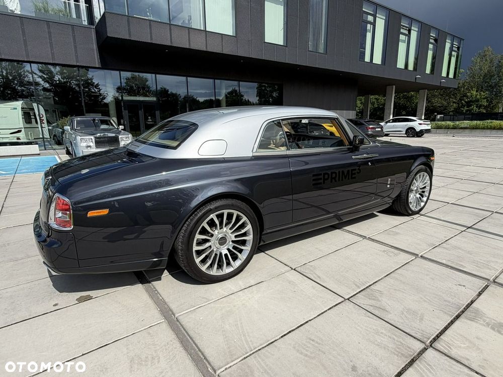 Rolls-Royce Phantom - 11