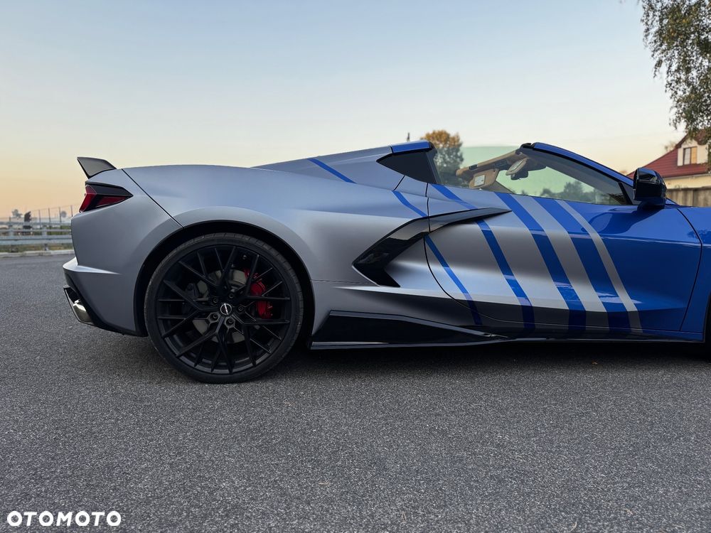 Chevrolet Corvette - 13