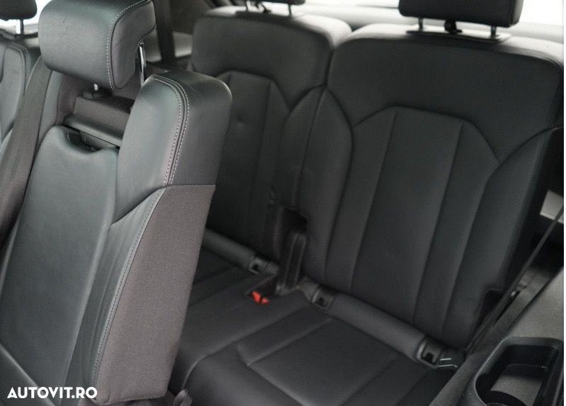 Audi Q7 50 TDI quattro Tiptronic S line - 24