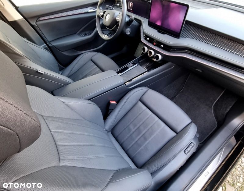 Skoda Superb 1.5 TSI L&K DSG - 17