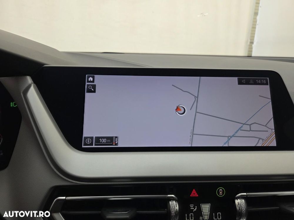 BMW Seria 2 218d AT - 8