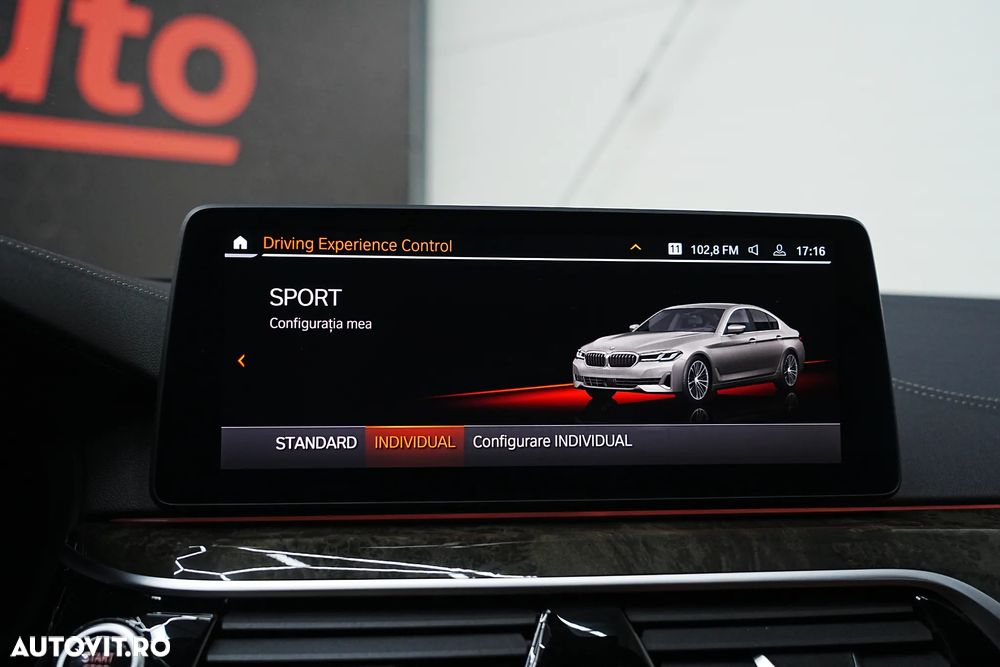 BMW Seria 5 530i Aut. Luxury Line - 28