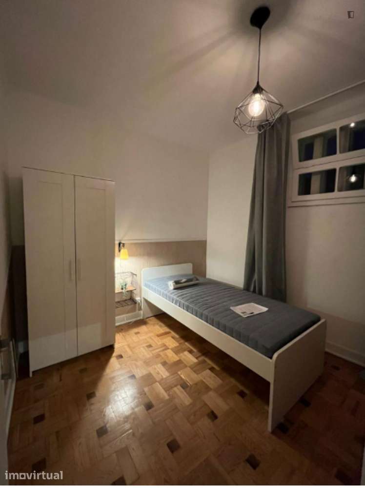 Quarto - localizado em Santarem - Grande imagem: 2/10