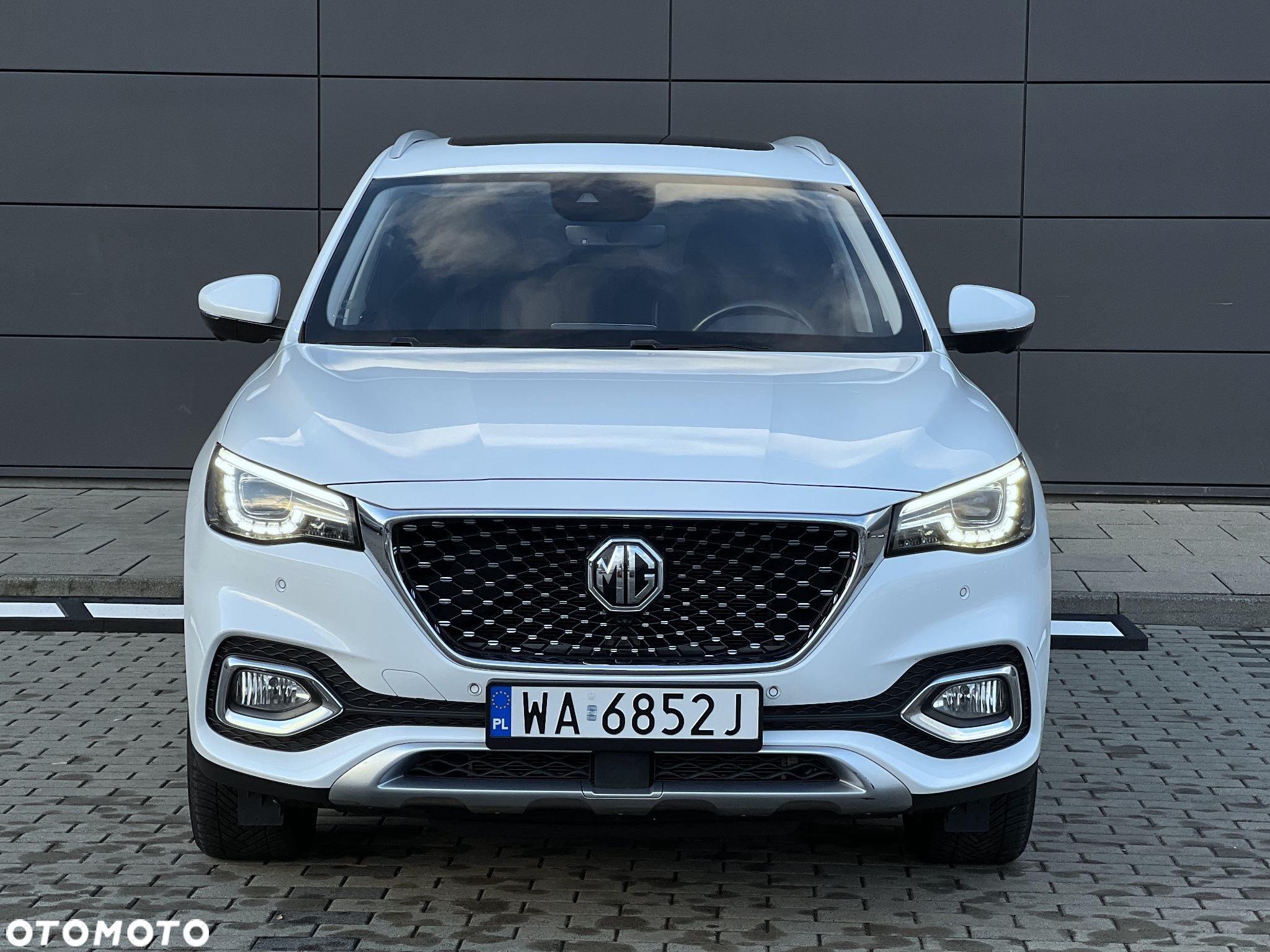 MG EHS 1.5T-GDI PHEV Luxury - 3