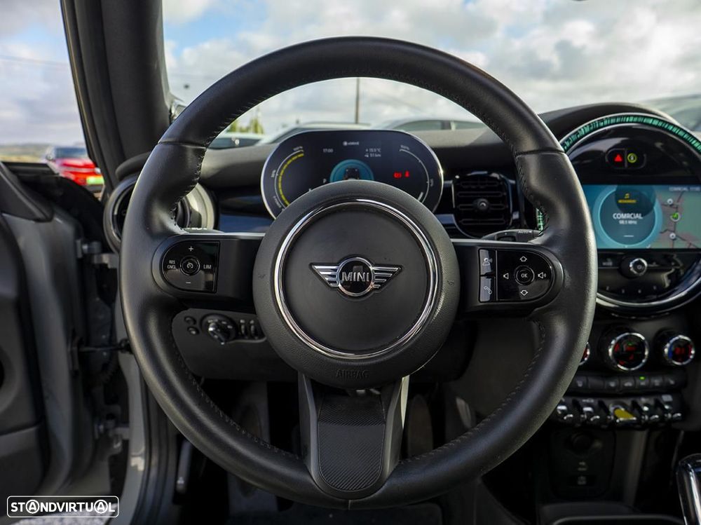 MINI 3 Portas Cooper SE Yours - 24