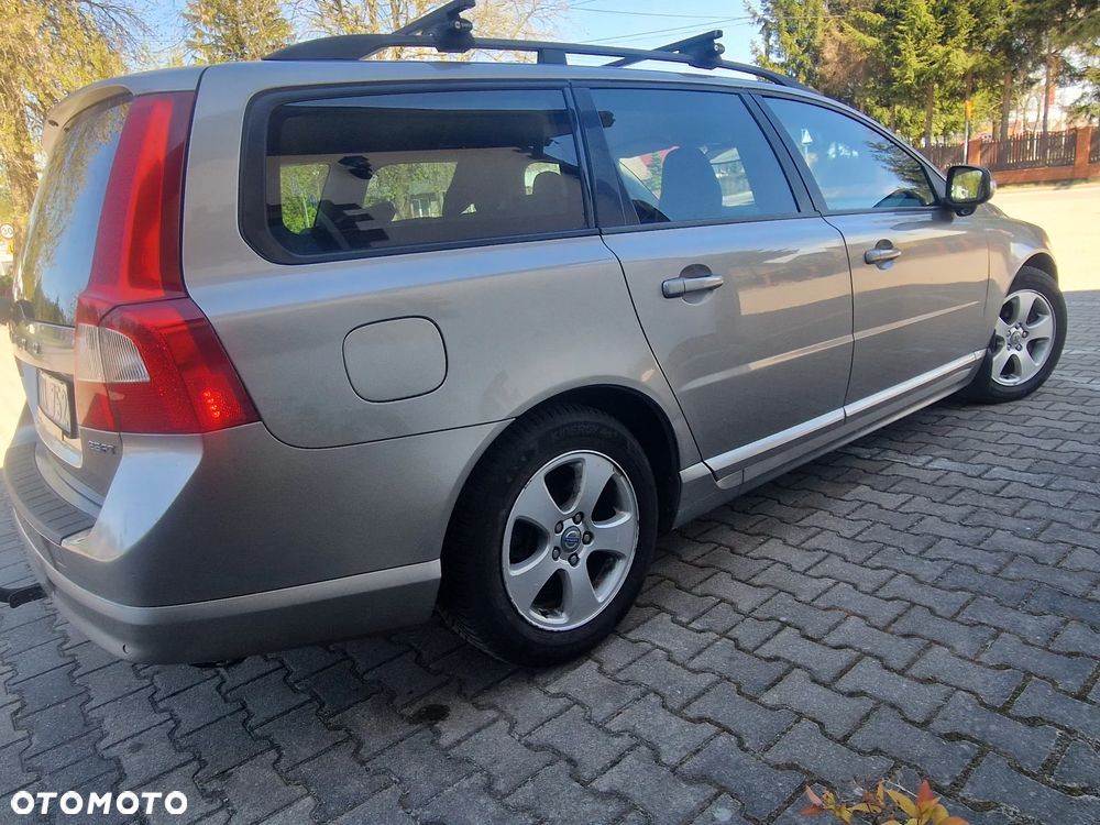 Volvo V70 2.5T Summum - 29