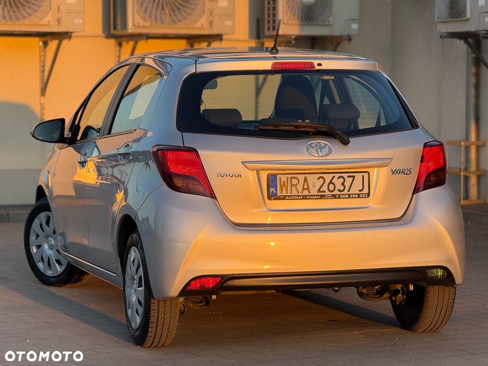 Toyota Yaris 1.33 Luna - 17