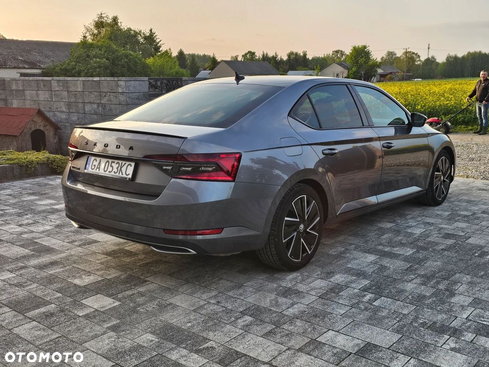 Skoda Superb 2.0 TSI Sportline DSG - 6