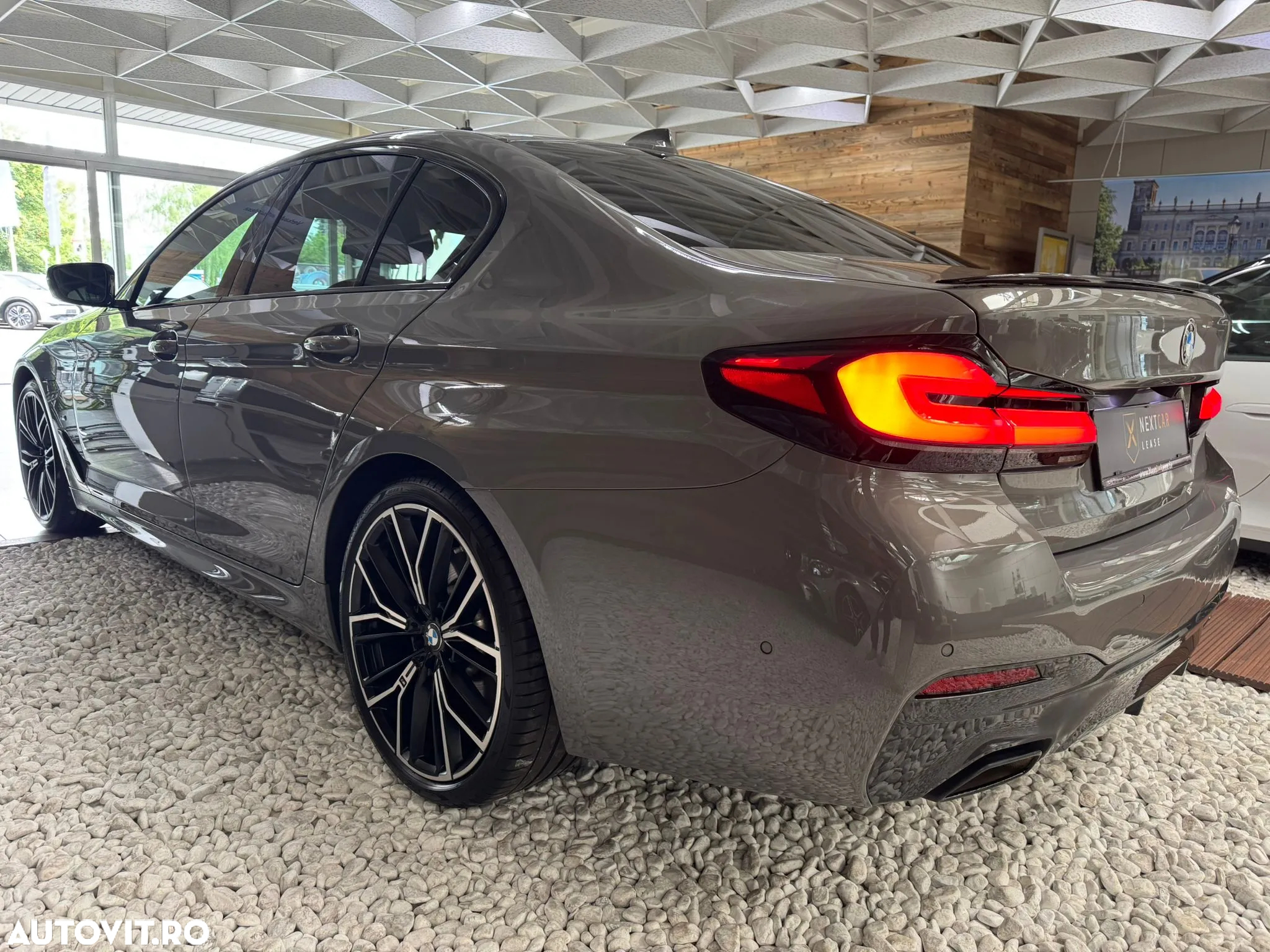 BMW Seria 5 530i AT MHEV - 6